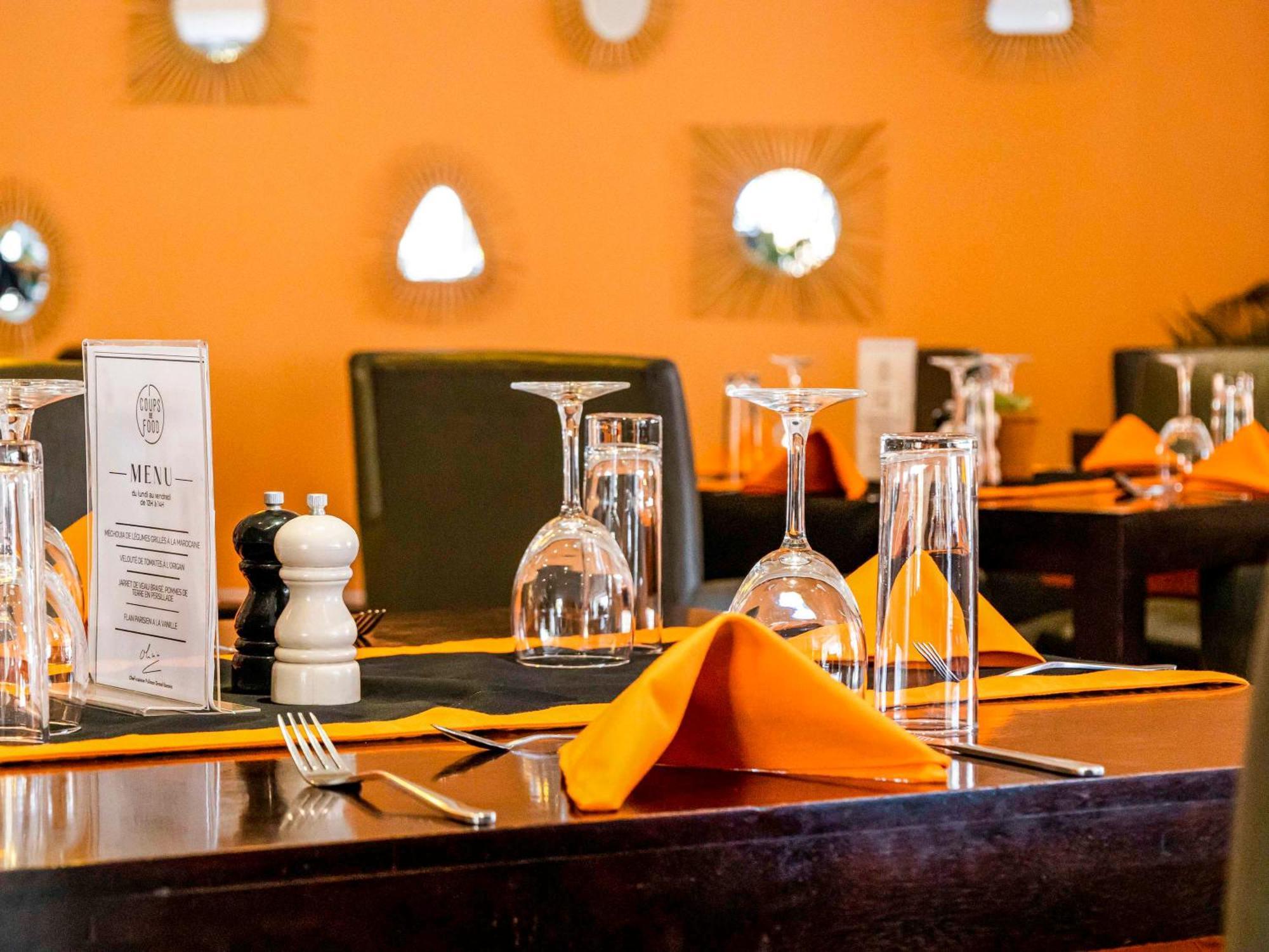 Pullman Lubumbashi Grand Karavia. Hotel Luaran gambar