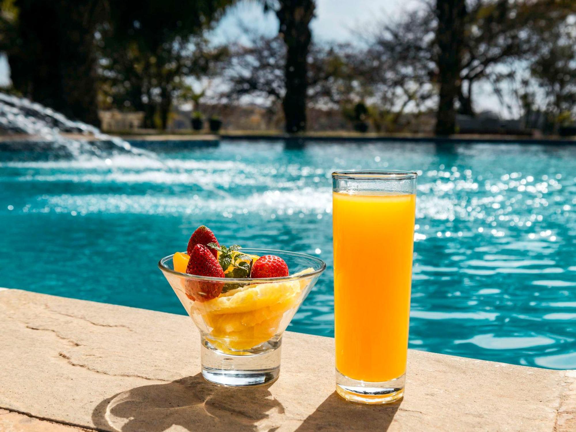 Pullman Lubumbashi Grand Karavia. Hotel Luaran gambar