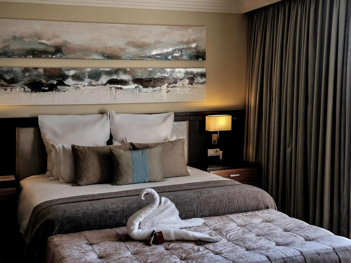 Pullman Lubumbashi Grand Karavia. Hotel Luaran gambar