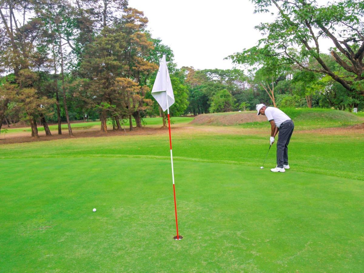 Pullman Lubumbashi Grand Karavia. Hotel Luaran gambar